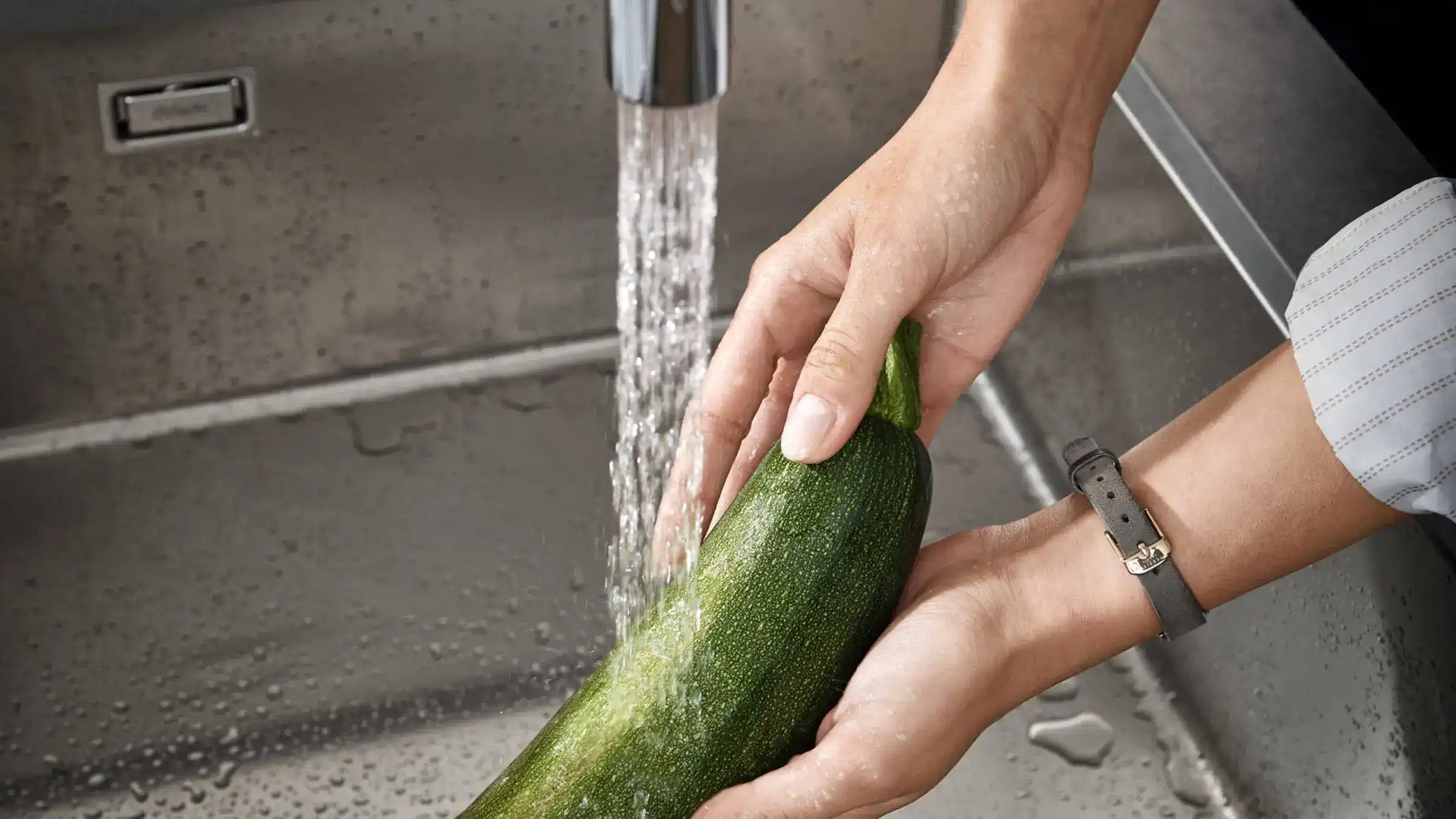 HANSGROHE شیرآلات مدل دوش اسپری